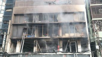 প্রথম আলো ও ডেইলি স্টারের কার্যালয়ে হা ম লা, জেলায় জেলায় বিভিন্ন সংগঠনের নি ন্দা ও প্র তি বা দ